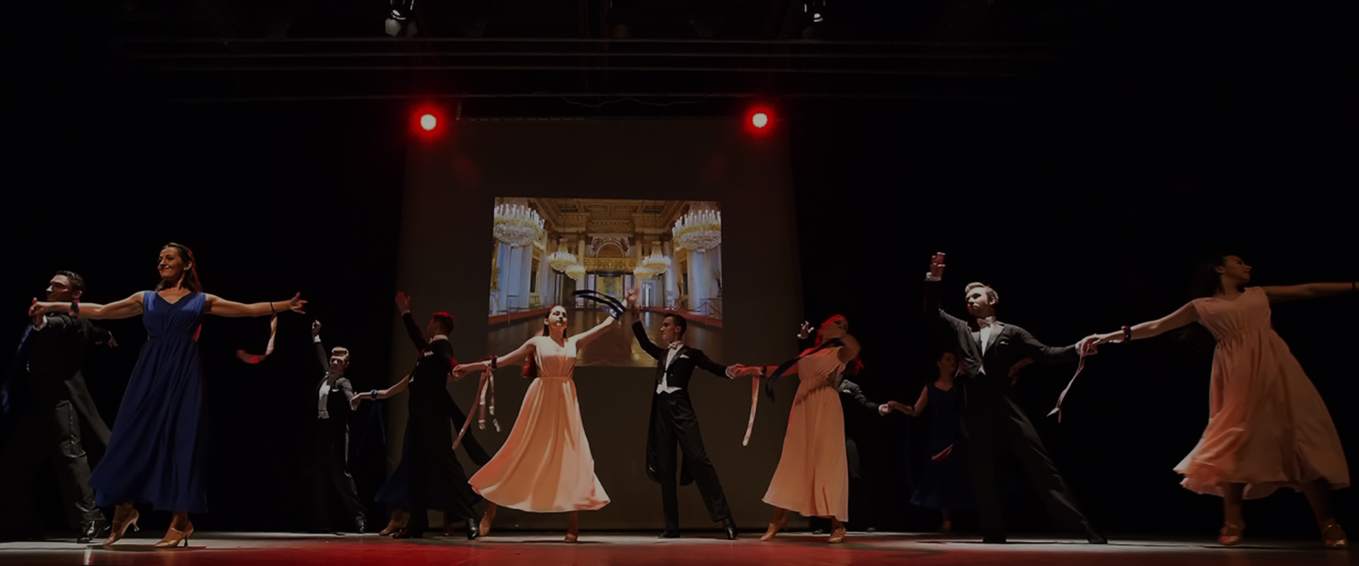 Pro Dance Studio Club Dans Sportiv Brasov | Cursuri de dans Brasov | Dansul mirilor Brasov | Dansuri pentru adulti Brasov
